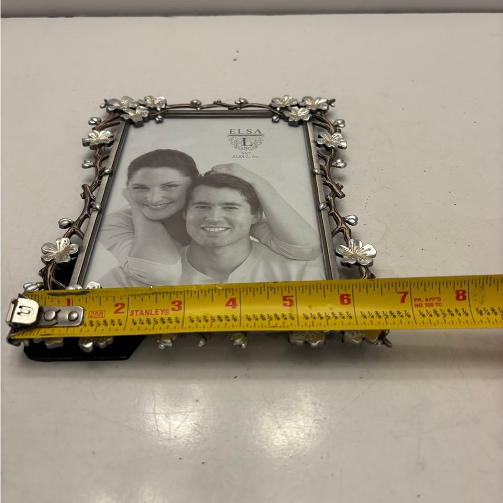 vintage Elsa L, Inc. metal photo frame, likely featuring a floral or leaf - Picture 8 of 8